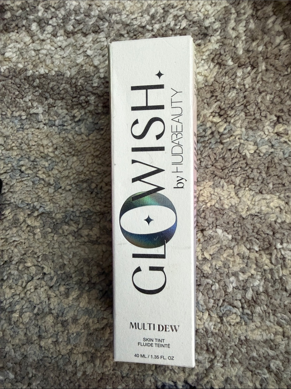 Huda Beauty Glowish Multi Dew Skin Tint Deep 11